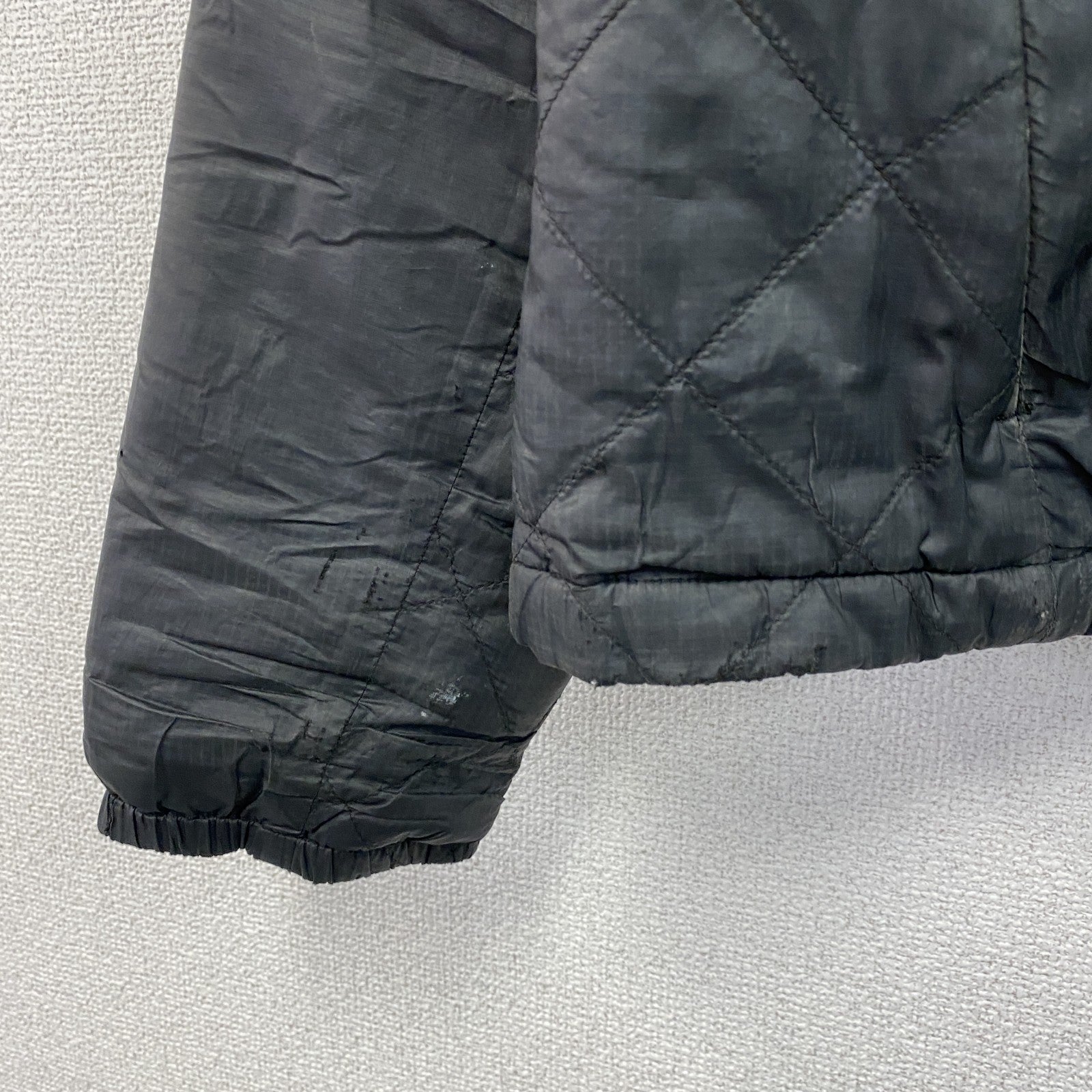 Patagonia　パタゴニア　マイクロパフフーディー　フルジップ中綿ジャケット　黒　ブラック　Sサイズ