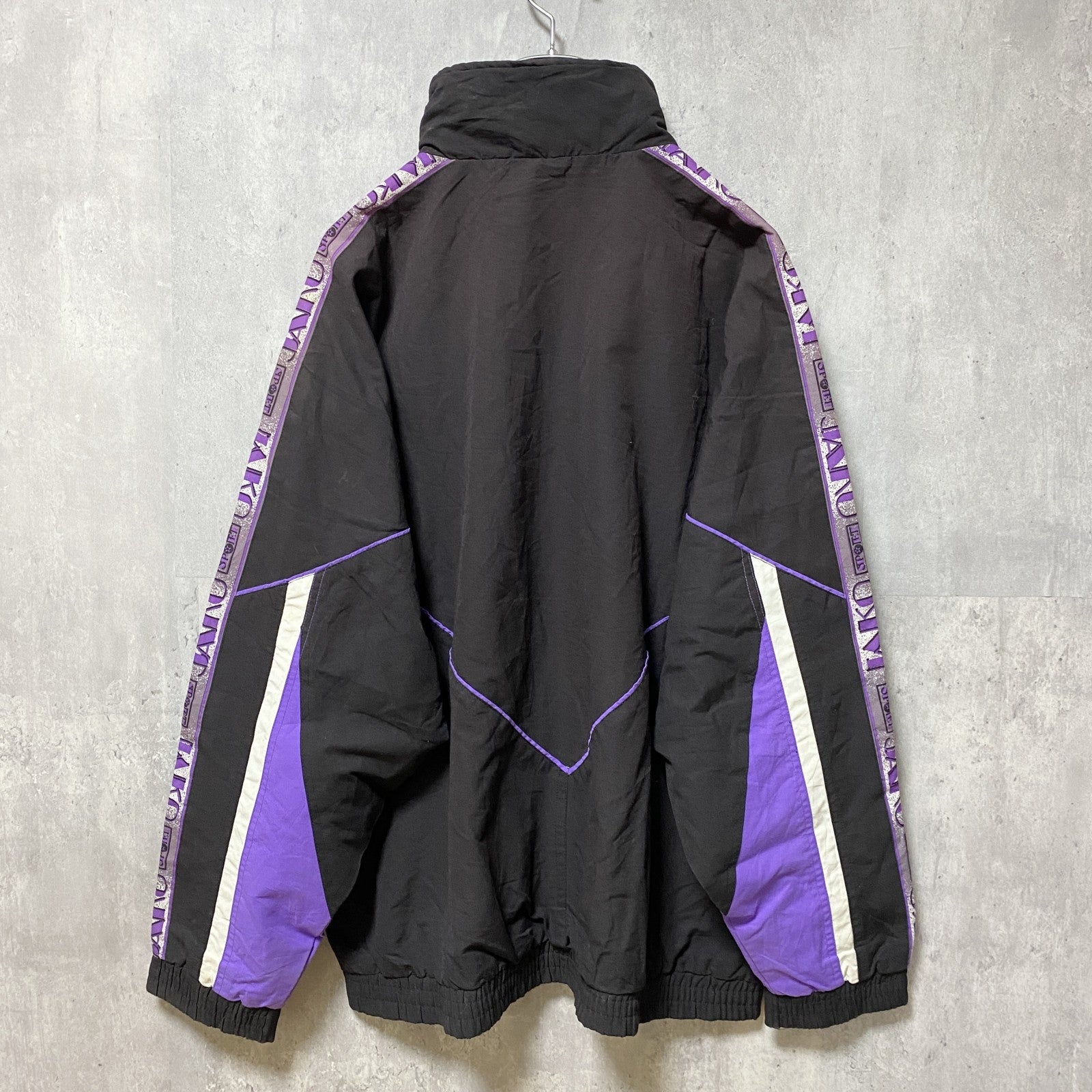 古着 used　JAKO SPORT　長袖ナイロンジャケット　総柄アウター　切り替え　スポーツ　紫　パープル　Lサイズ