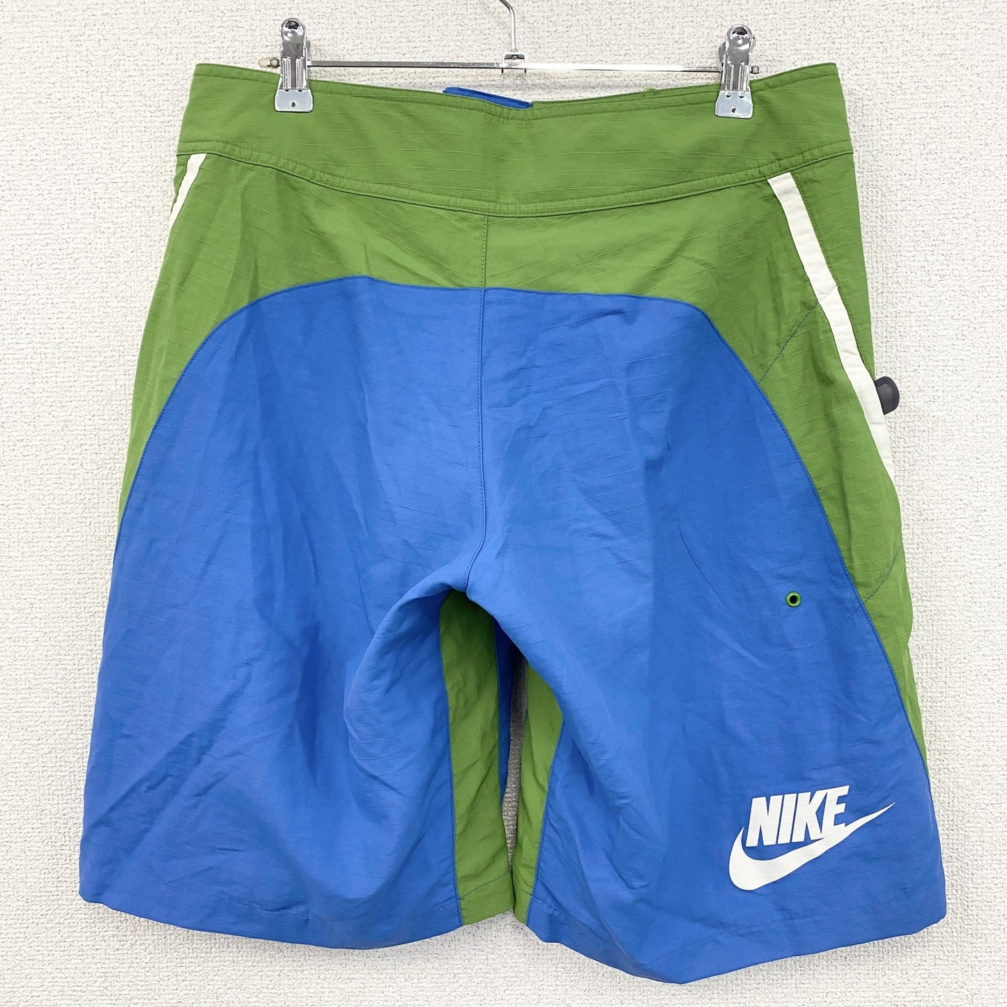 00s　NIKE　ナイキ　ナイロンハーフパンツ/ショートパンツ　サーフパンツ　スウッシュ　ヴィンテージ　ブルー　Lサイズ