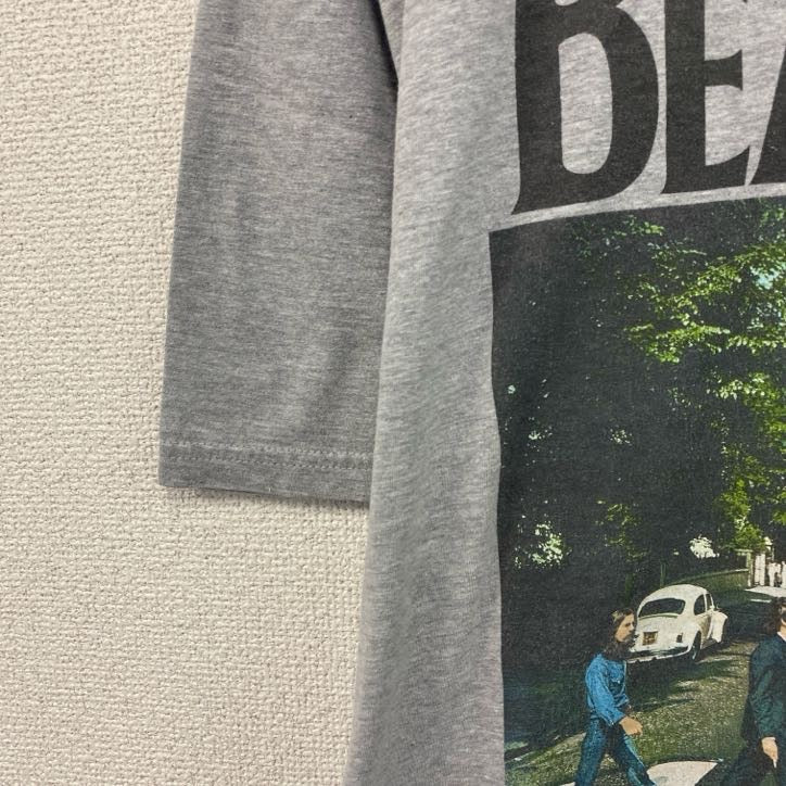 THE BEATLES　ビートルズ　半袖プリントＴシャツ　灰色　グレー　 クルーネック　XLサイズ