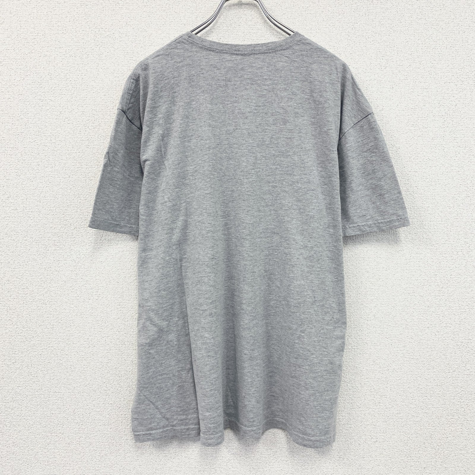 THE BEATLES　ビートルズ　半袖プリントＴシャツ　灰色　グレー　 クルーネック　XLサイズ