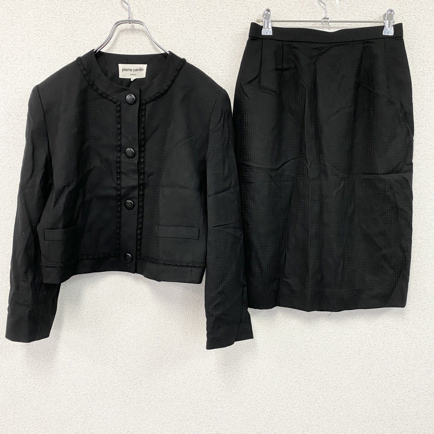 pierre cardin　ピエールカルダン　セットアップ　ノーカラージャケット　スカート　黒　ブラック　13サイズ