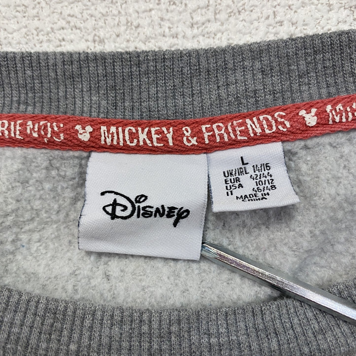 Disney　ディズニー　Mickey & Friends　スウェット/トレーナー　灰色　グレー　Lサイズ