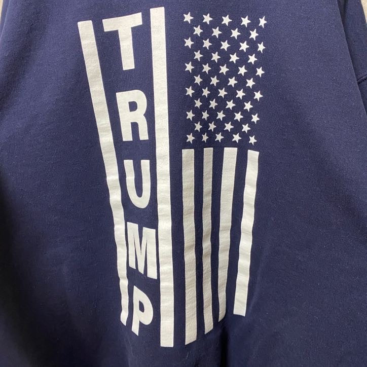 古着 used　GILDAN　ギルダン　長袖プリントスウェット　トレーナー　TRUMP　ネイビー　レトロ　クルーネック　Lサイズ