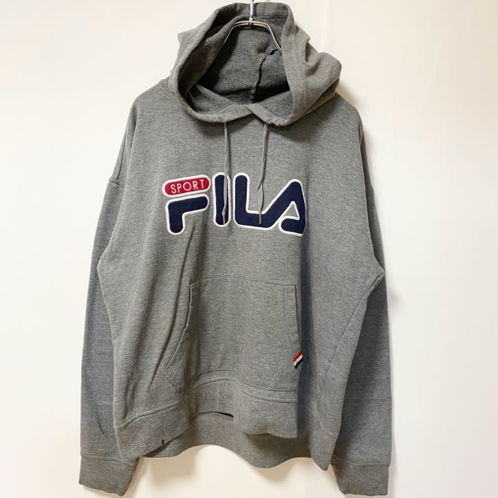 FILA　フィラ　スウェットパーカー/フーディー　ワッペン　デカロゴ　灰色　グレー　Ｌサイズ