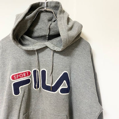 FILA　フィラ　スウェットパーカー/フーディー　ワッペン　デカロゴ　灰色　グレー　Ｌサイズ