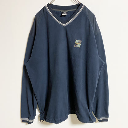 古着 used　NIKE　ナイキ　長袖ナイロンフリースプルオーバー　ワンポイント刺繍　Vネック　ビッグシルエット　XLサイズ
