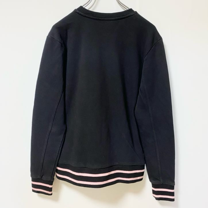 FILA　フィラ　スウェット/トレーナー　リブライン　デカロゴ　ワッペン　クルーネック　黒　ブラック　Sサイズ