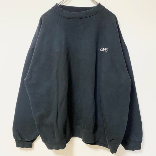 古着 used　Reebok リーボック　長袖ワンポイントロゴデザインスウェット　トレーナー　クルーネック　黒　XLサイズ