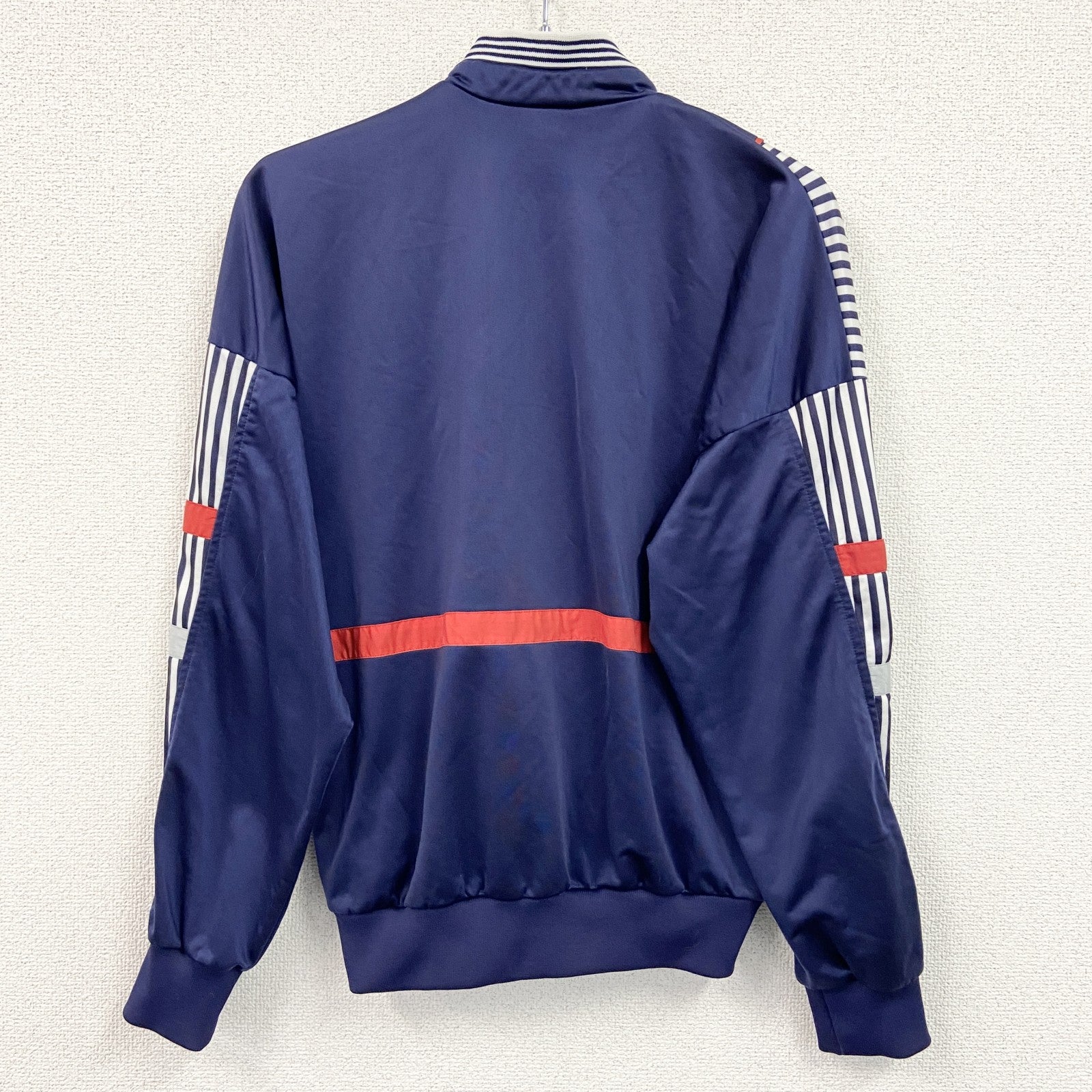 umbro　アンブロ　トラックジャケット/ジャージ　紺　ネイビー　Sサイズ