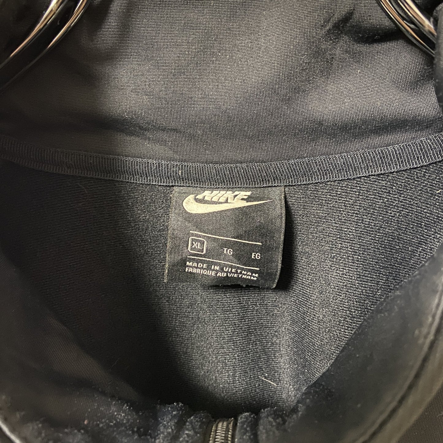 古着 used　NIKE ナイキ　長袖トラックジャケット　ジャージ　ワンポイント刺繍　JUST DO IT　ブラック　XLサイズ