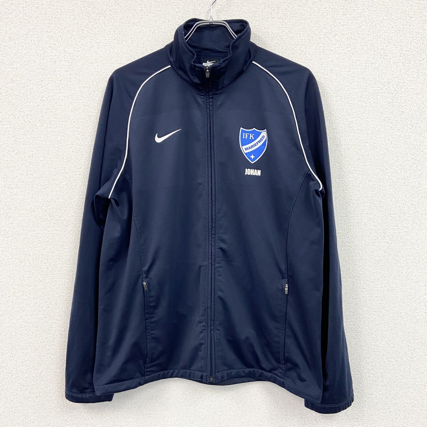 NIKE　ナイキ　トラックジャケット/ジャージ　紺　ネイビー　Lサイズ