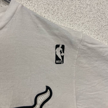 古着 used　adidas アディダス　半袖ロゴワッペンTシャツ　マイアミ・ヒート　レブロンジェームズ　＃6　Mサイズ