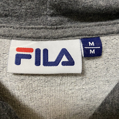 古着 used　FILA フィラ　長袖ワンポイントロゴ刺パーカー　スウェットパーカー/フーディー　グレー　前ポケット　Mサイズ