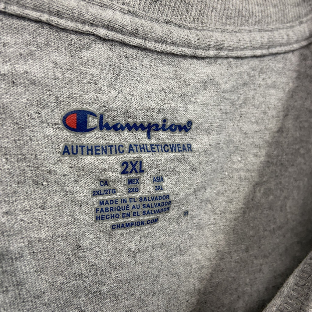 Champion　チャンピオン　PENN　半袖プリントTシャツ　グレー　2XLサイズ