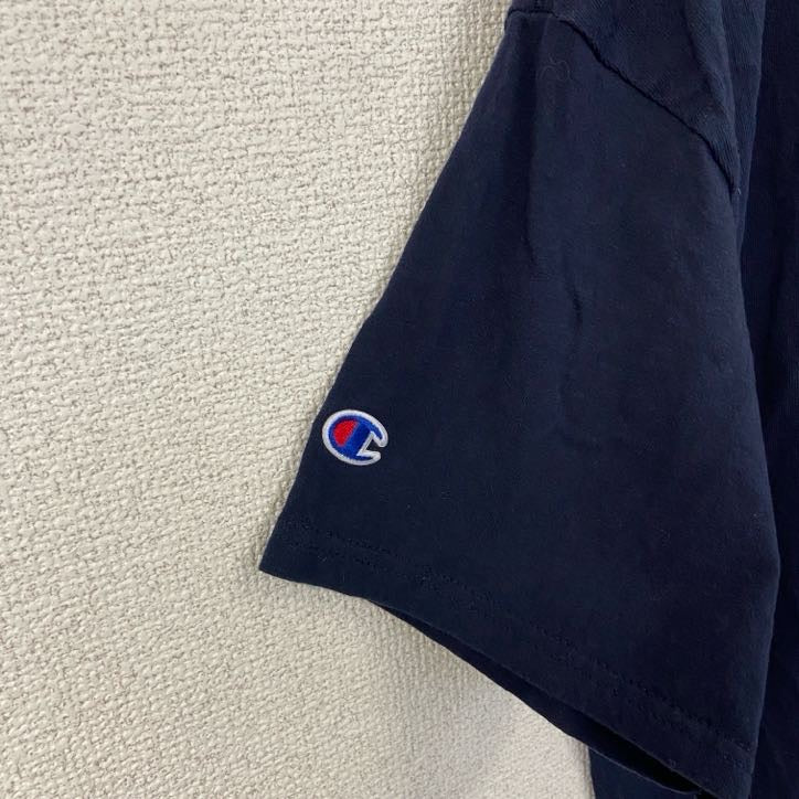 古着 used　Champion チャンピオン　半袖カレッジプリントTシャツ　DESALES デサレス　紺　ネイビー　Lサイズ