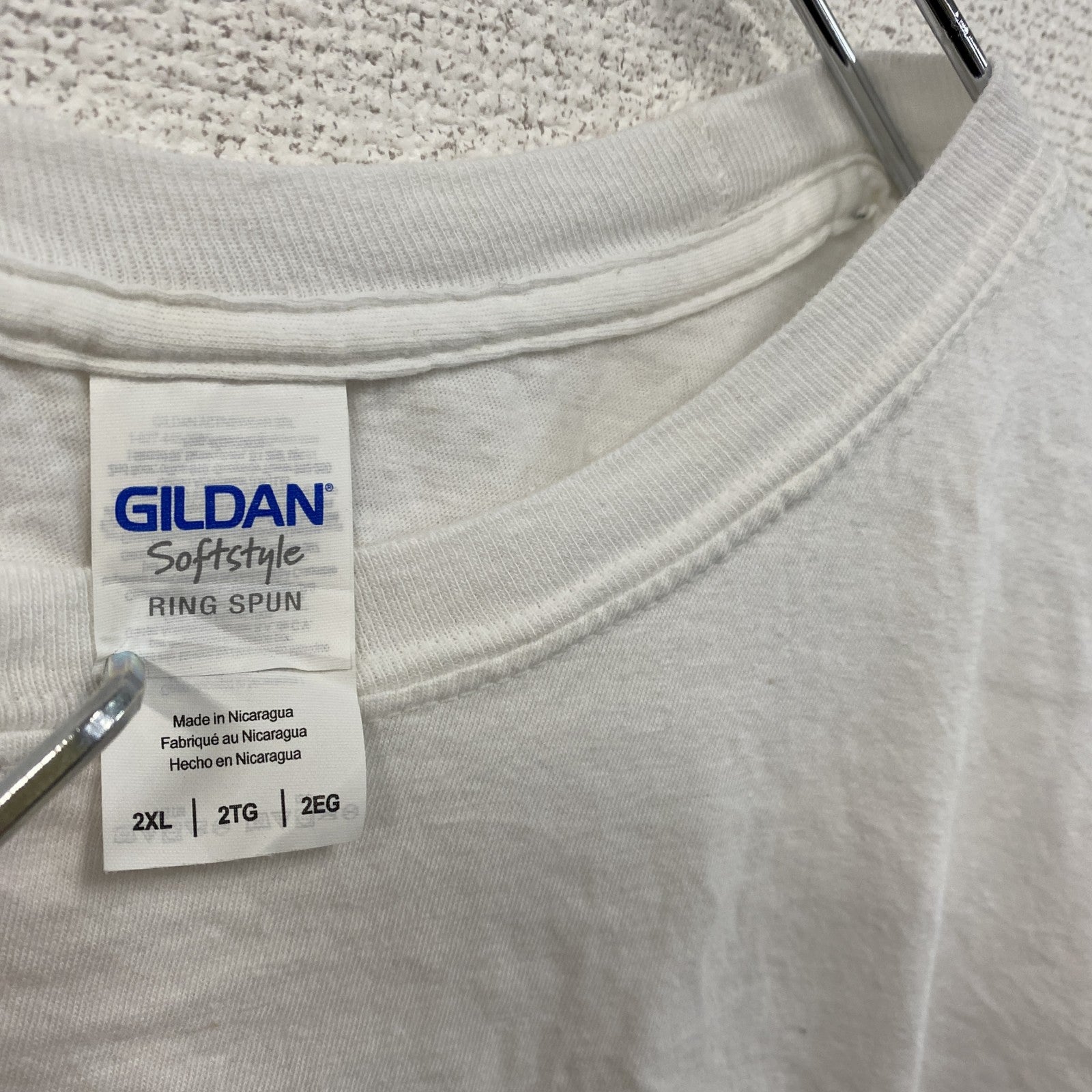GILDAN　ギルダン　半袖プリントアニマルTシャツ　牛　クルーネック　白　ホワイト　2XLサイズ