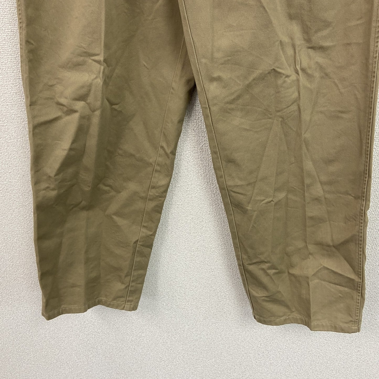 CHAPS　チャップス　ツータックチノパンツ　ベージュ