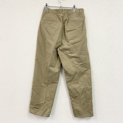 CHAPS　チャップス　ツータックチノパンツ　ベージュ