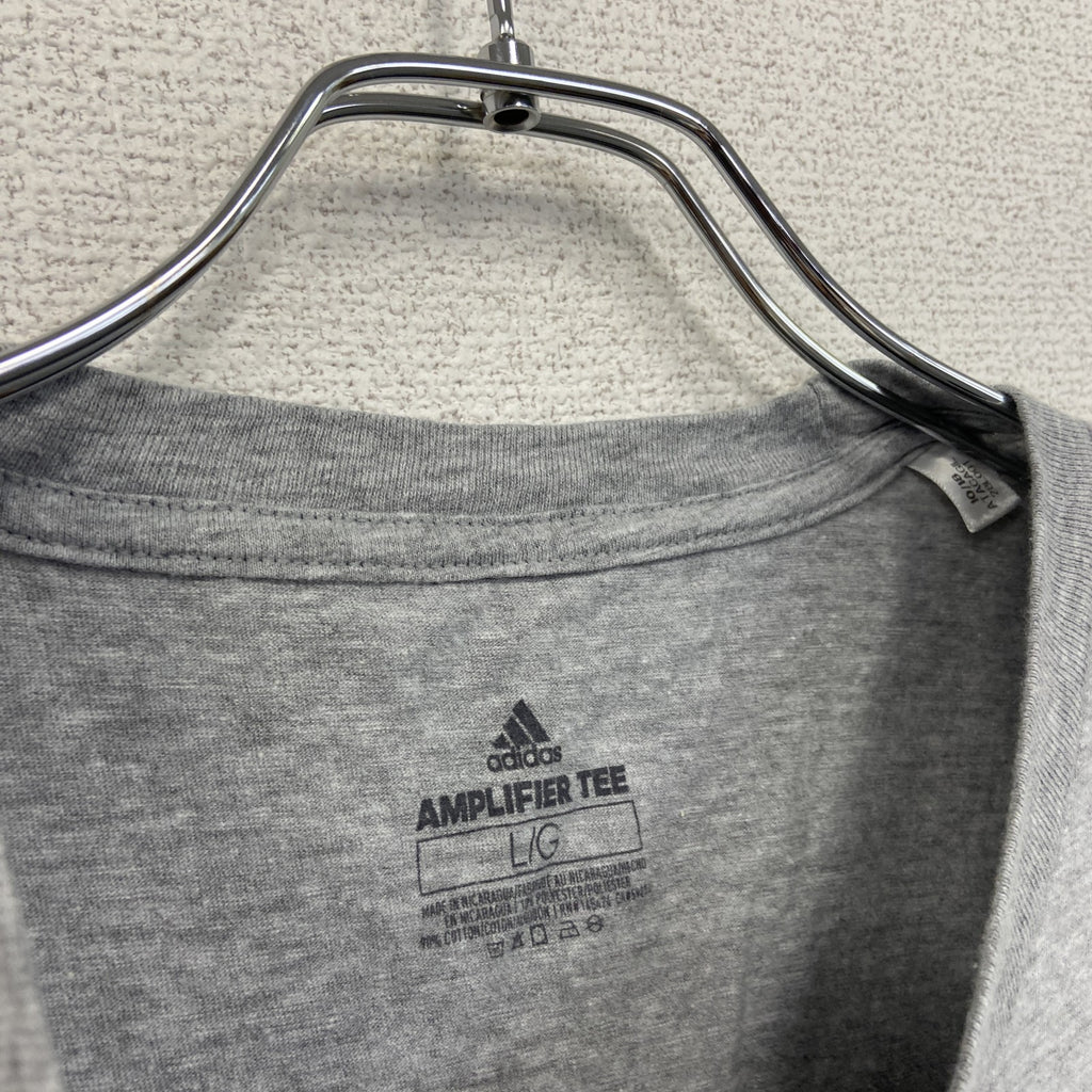 adidas　アディダス　半袖プリントTシャツ　灰色　グレー　Lサイズ