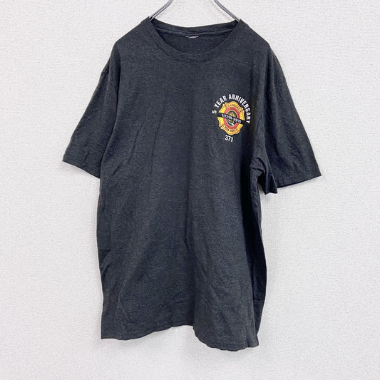 半袖プリントTシャツ　灰色　ダークグレー