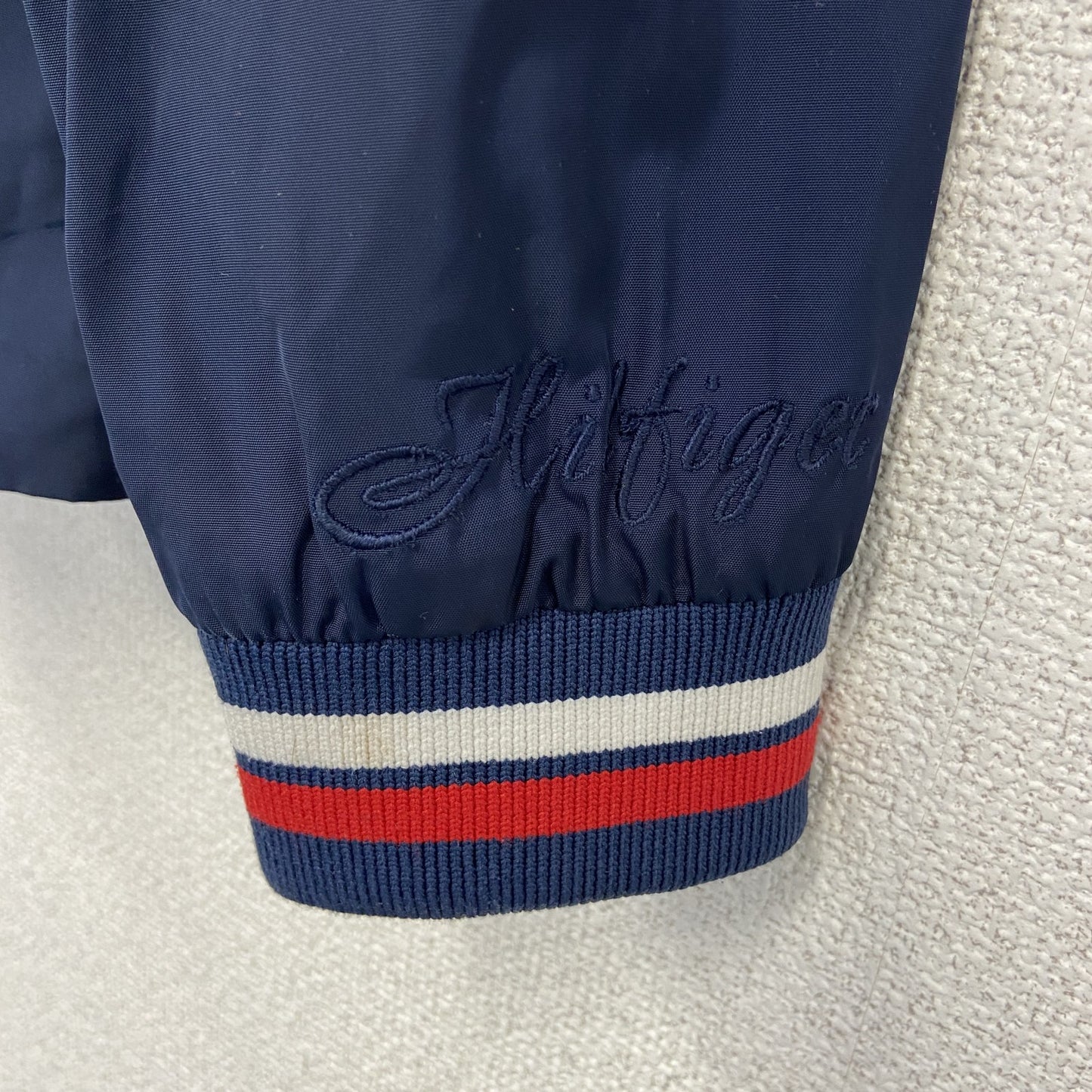 古着 used　TOMMYHILFIGER　トミーヒルフィガー　長袖ナイロンジャケット　フルジップアウター　シンプル　Sサイズ