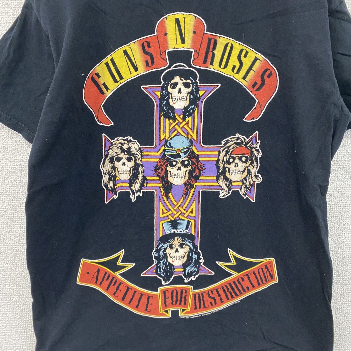GILDAN　ギルダン　ガンズアンドローゼス　半袖バンドプリントTシャツ　黒　ブラック　Mサイズ