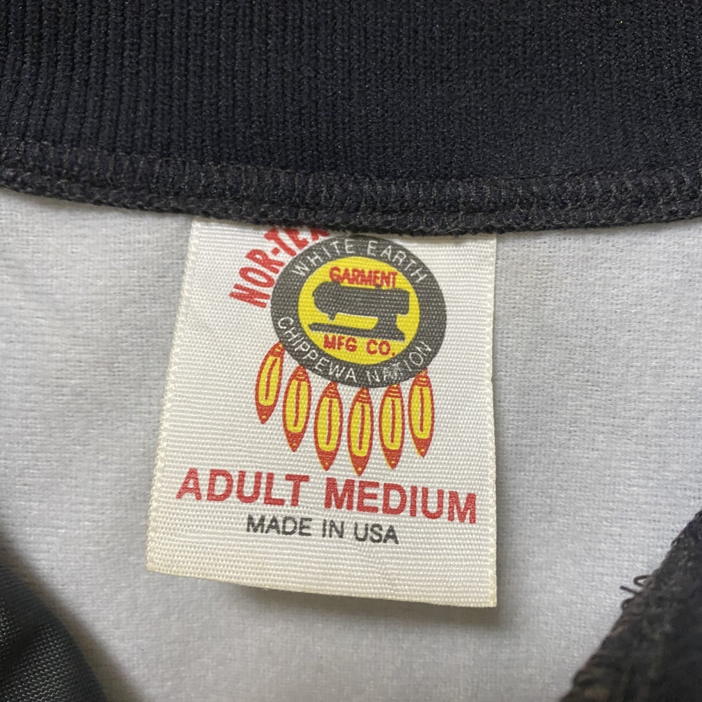 古着 used　USA製　長袖ハーフジップナイロンスタジャン　シャツカラー　リブライン　サッカー　黒　ヴィンテージ　Lサイズ