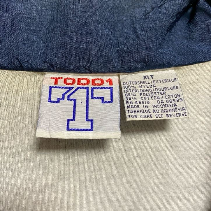 古着 used　TODD1　長袖無地ハイネックナイロンジャケット　ロゴ刺繍ブルゾン　ネイビー　秋冬服　ビッグシルエット　XLサイズ