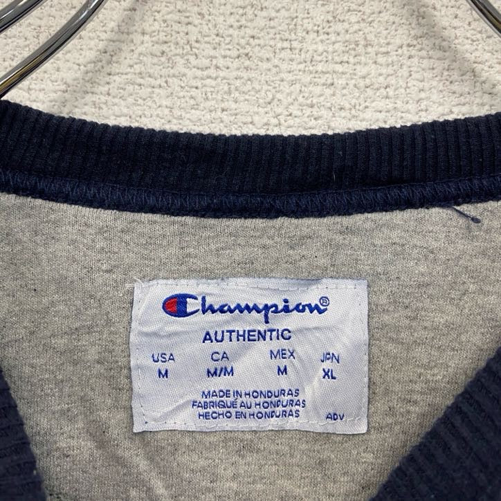 champion　チャンピオン　スウェット/トレーナー　ロゴ刺繡　紺　ネイビー　Mサイズ