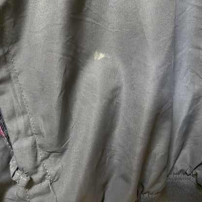 古着 used　CAMPUS HEITAGE　長袖カレッジ刺繍ナイロンプルオーバー　ウインドブレーカー　ミネソタ　XLサイズ