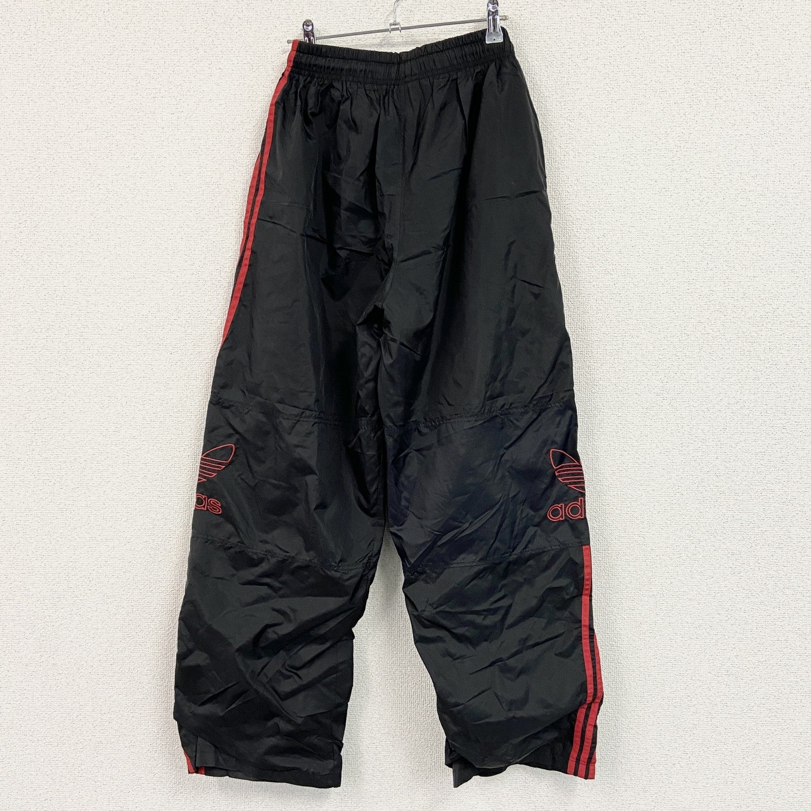 adidas　アディダス　トラックパンツ/ジャージパンツ　黒　ブラック