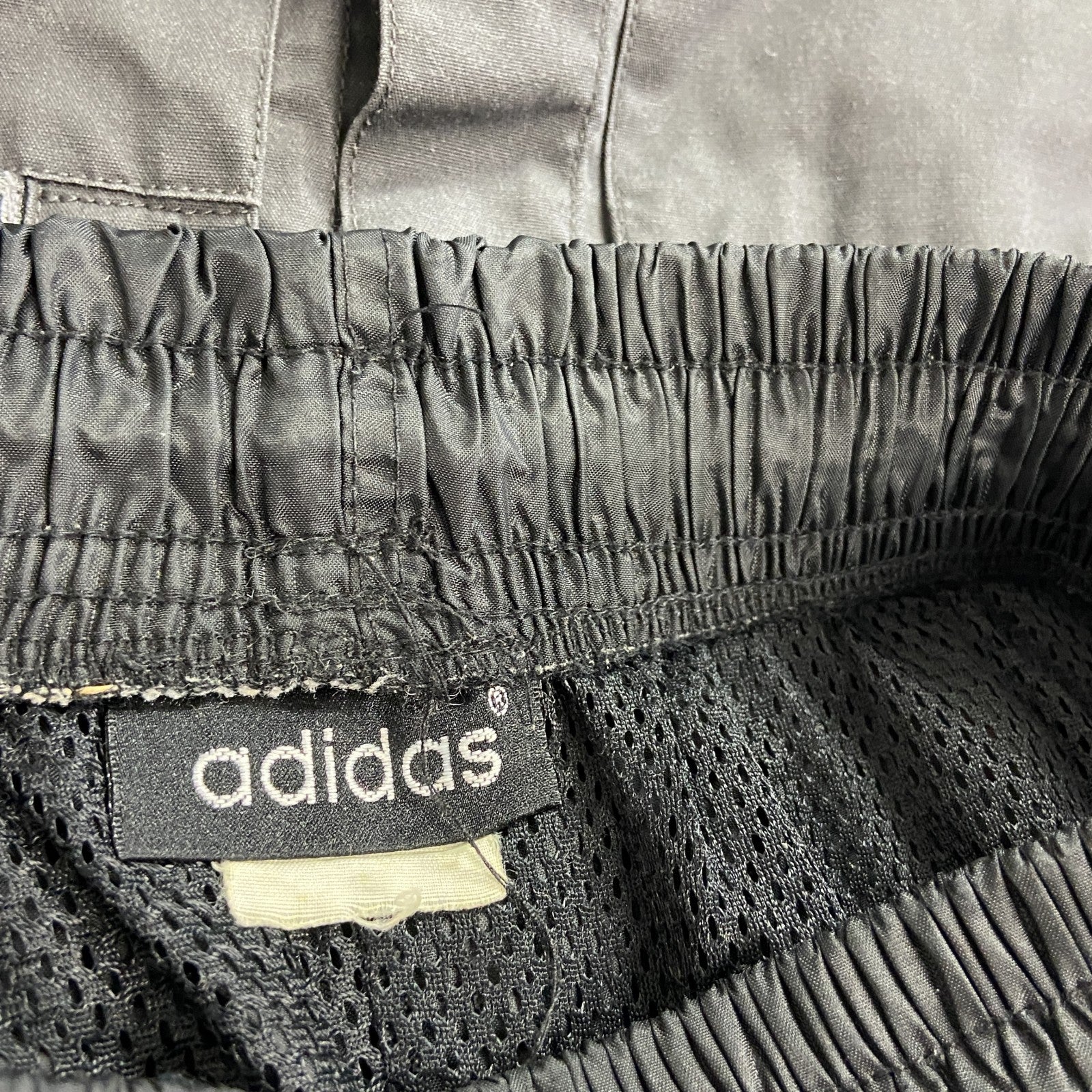 adidas　アディダス　トラックパンツ/ジャージパンツ　黒　ブラック