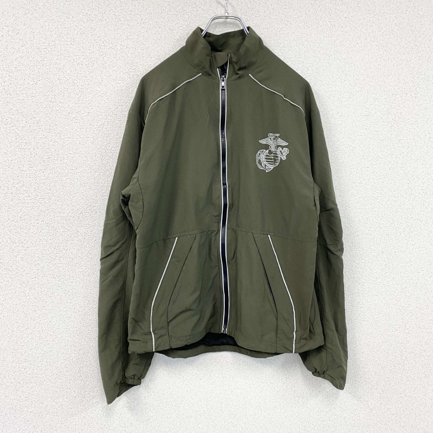 NEW BALANCE　ニューバランス　米軍　USMC　トレーニングジャケット　フルジップナイロンジャケット　カーキ　Sサイズ