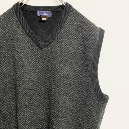 古着 used　DOCKERS　ドッカーズ　Vネックニットベスト　ノースリーブセーター　黒　ブラック　レトロ　Mサイズ