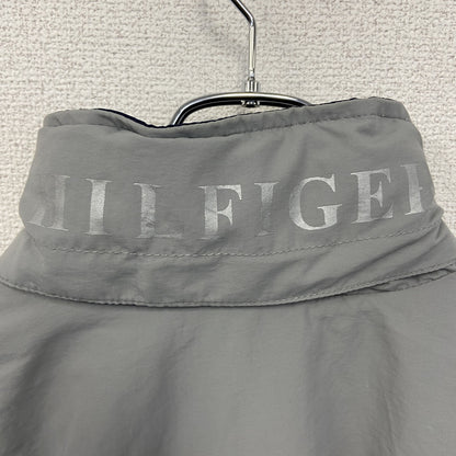 TOMMY HILFIGER　トミーヒルフィガー　ナイロンジャケット　ワンポイントロゴ刺繍　ハイネック　グレー　XLサイズ