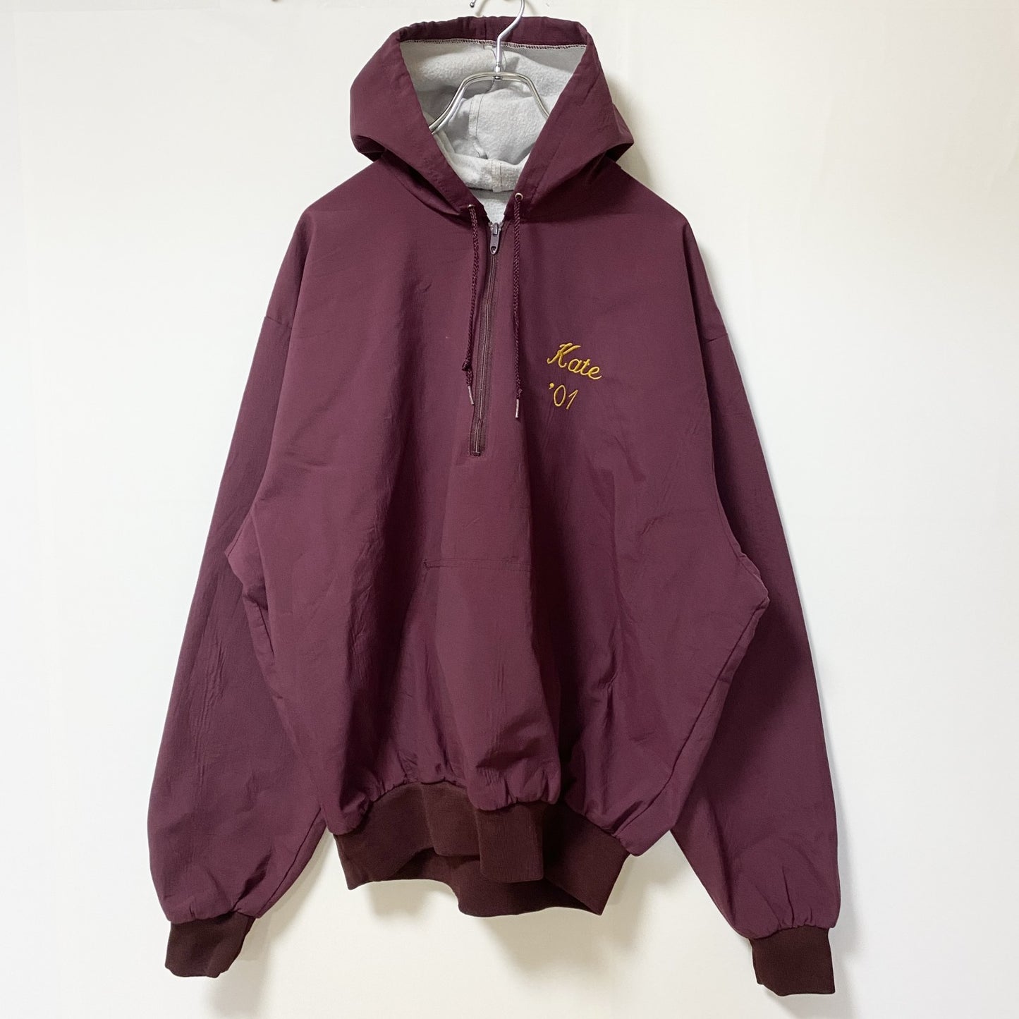 古着 used　90s　USA製　WINDLESS　長袖刺繍ナイロンプルオーバー　ウインドブレーカー　ワインレッド　XLサイズ