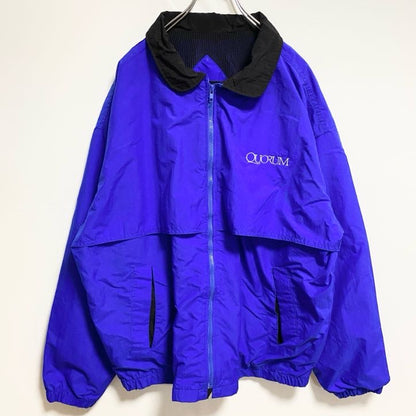 古着 used　USA製　Dunbrooke　ダンブルック　長袖ナイロンジャケット　ワンポイント刺繍　青　ブルー　秋冬服　Lサイズ