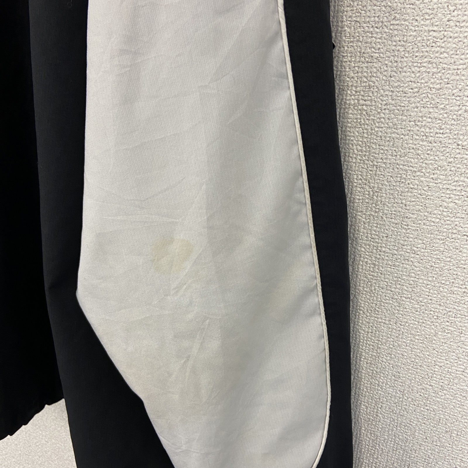 古着 used　NIKE ナイキ　長袖ナイロンジャケット　ワンポイントプリントアウター　ハイネック　ビックシルエット　XXLサイズ