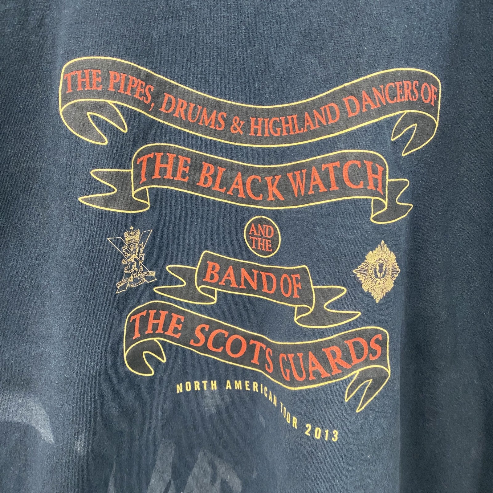 GILDAN　ギルダン　スコッツ・ガーズ　ザブラックウォッチ　半袖プリントTシャツ　バンT　アーチプリント　紺　ネイビー　XLサイズ