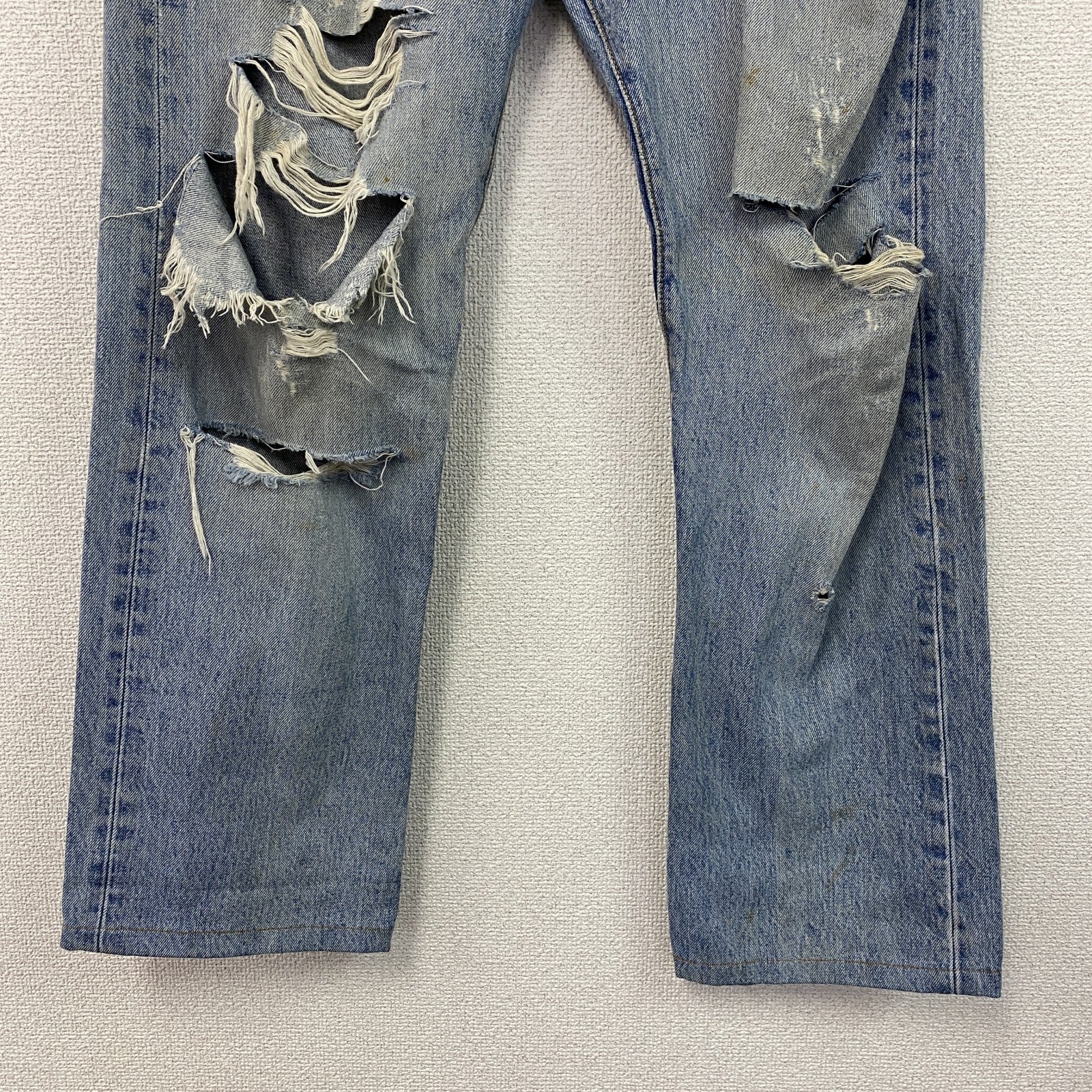 Levi’s　リーバイス　501　デニムパンツ　ダメージジーンズ　ボタンフライ　インディゴ　W33