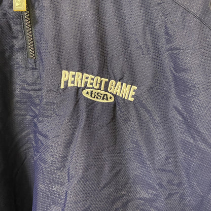 古着 used　Majestic　長袖ハーフジップナイロンプルオーバー　ウィンドブレーカー　刺繡デザイン　ネイビー　Mサイズ