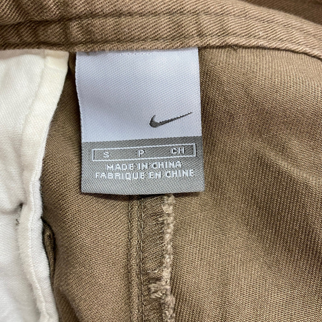 00s　NIKE　ナイキ　ハーフパンツ/ショートパンツ　カーゴショーツ　ヴィンテージ　茶色　ブラウン　Sサイズ
