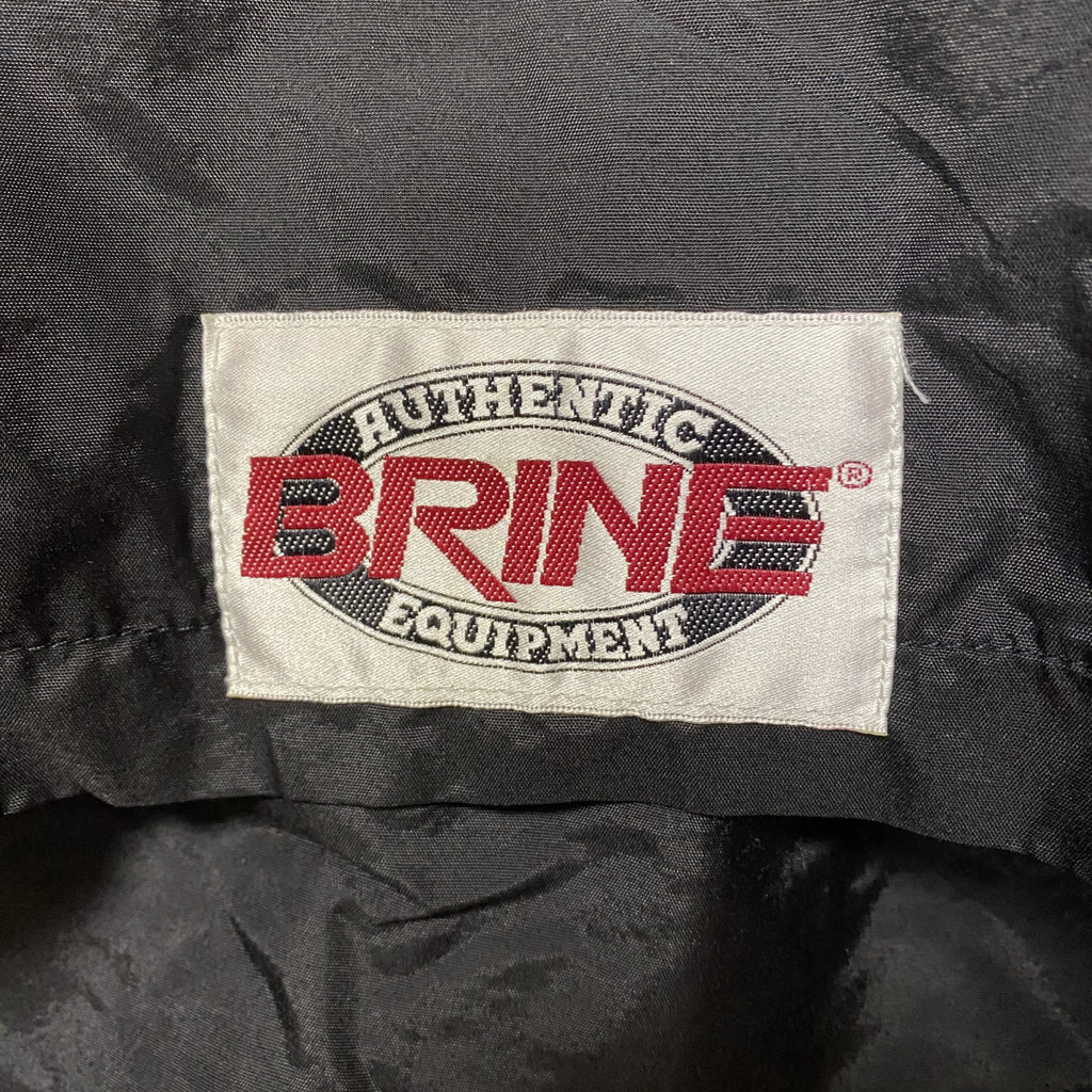 古着 used　BRINE　長袖ハーフジップナイロンスタジャン　ハイネックプルオーバー　刺繡デザイン　ホッケー　黒　XLサイズ