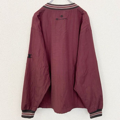 古着 used　Champion　チャンピオン　長袖カレッジナイロンプルオーバー　ポイント刺繍　バージニア工科大学　ワインレッド