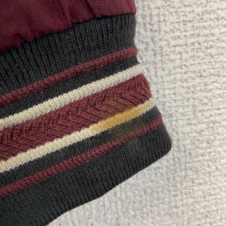 古着 used　Champion　チャンピオン　長袖カレッジナイロンプルオーバー　ポイント刺繍　バージニア工科大学　ワインレッド