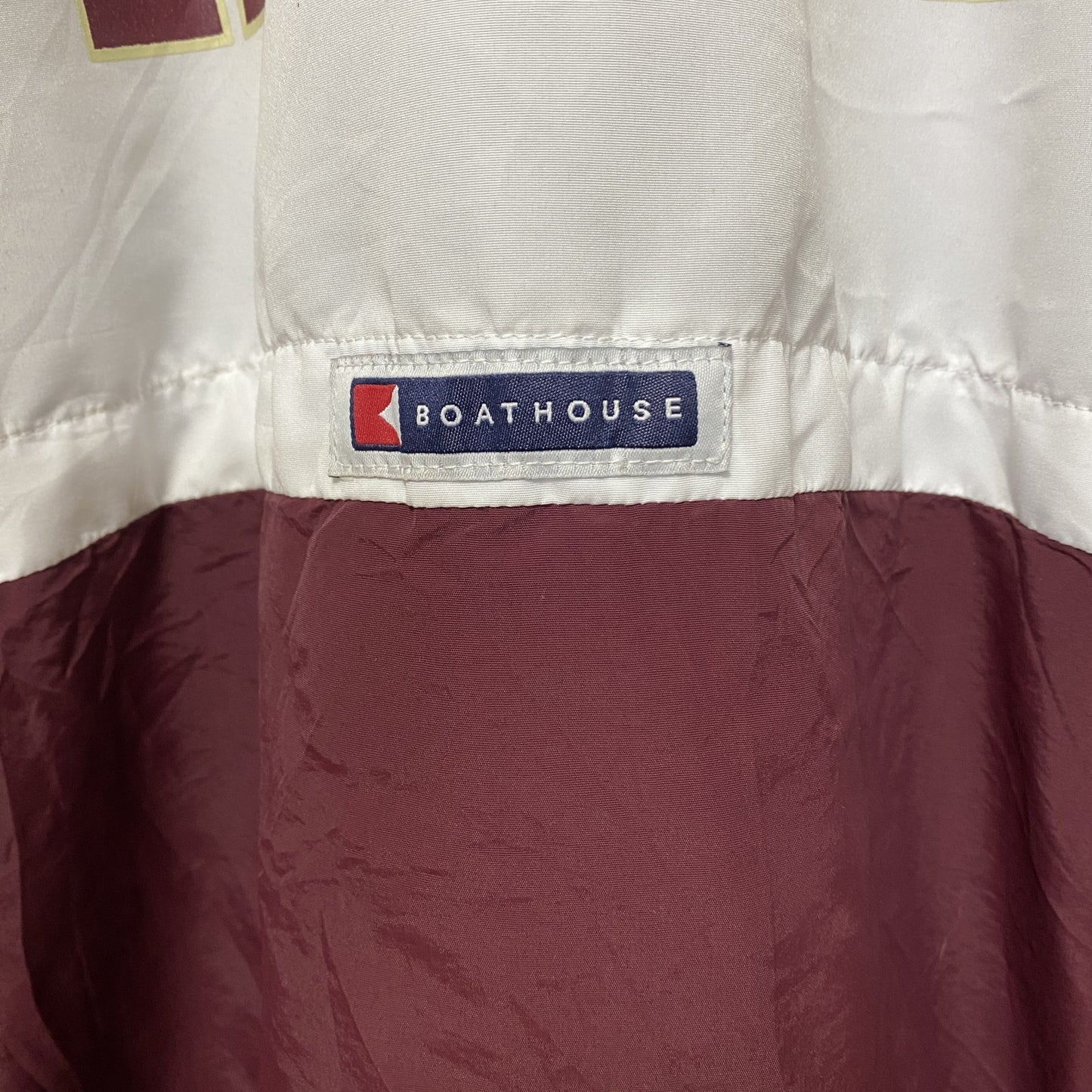 古着 used　USA製　BOATHOUSE　長袖ハーフジップナイロンジャケット　ハイネック　チャールストン　赤　白　Mサイズ