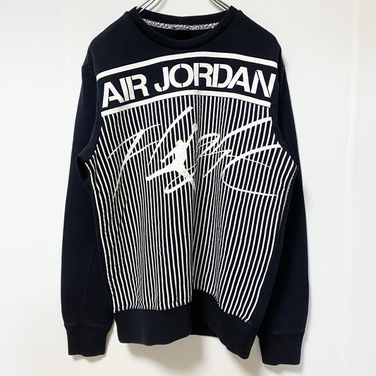 古着 used　AIR JORDAN　エアジョーダン　長袖プリントロゴデザインスウェット　クルーネックトレーナー　黒　Mサイズ