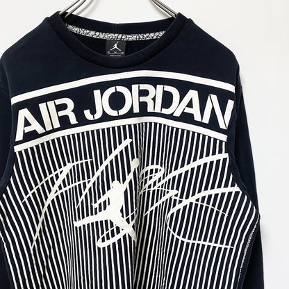 古着 used　AIR JORDAN　エアジョーダン　長袖プリントロゴデザインスウェット　クルーネックトレーナー　黒　Mサイズ