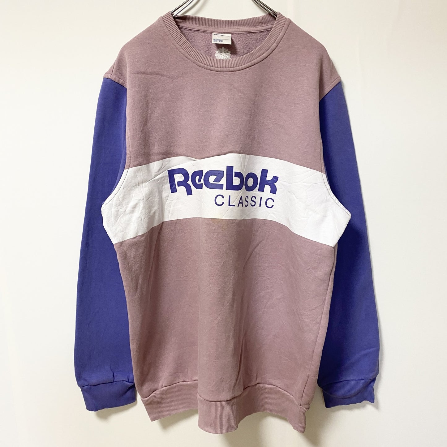 古着 used　Reebok　長袖プリントロゴデザインスウェット　トレーナー　クルーネック　ピンク　白　紫　トライカラー　Lサイズ